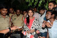 Anjali Returns to Hyderabad Photos